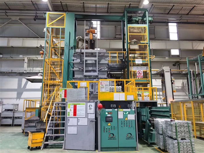 雙投料機(jī)構(gòu)